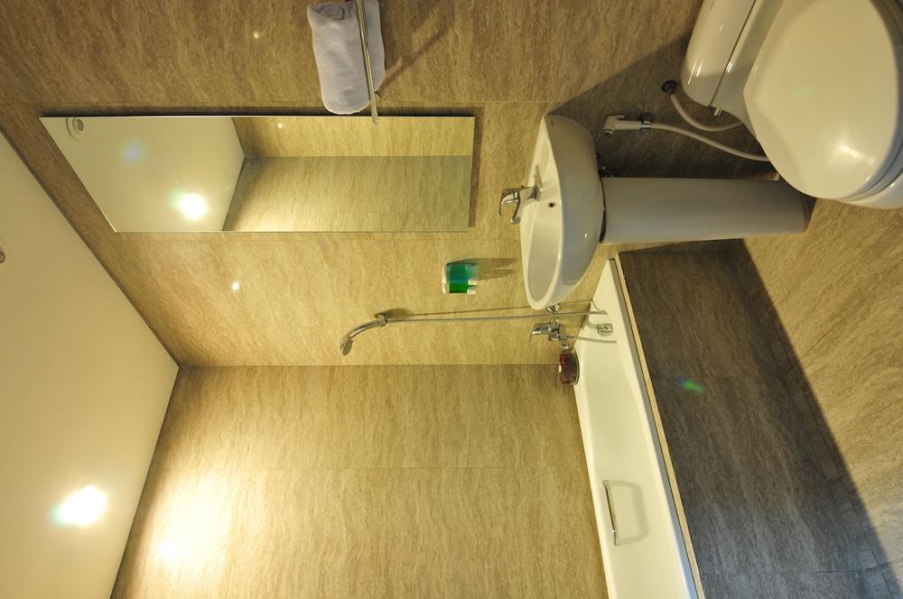 Sampit Residence Managed By Flat06 Cakarta Dış mekan fotoğraf